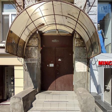 Apartments On Antonovycha キエフ エクステリア 写真